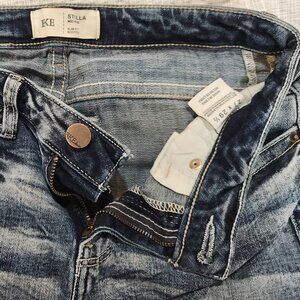 BKE Stella Mid-Rise Slim Fit Bootcut Size 27